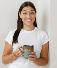 Book an Appointment with Dr. Amanda Laser for Complimentary Meet and Greet