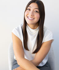 Book an Appointment with Dr. Amanda Laser for Complimentary Meet and Greet