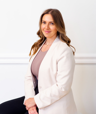Book an Appointment with Mallory Lavigne for Osteopathy