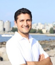 Book an Appointment with Edris Safi for Massage Therapy