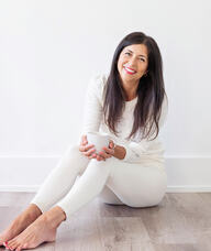 Book an Appointment with Dr. Shalini Bhat for FIX // Chiropractic + Acupuncture
