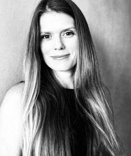 Book an Appointment with Tatiana Meneses Machado for Registered Massage Therapy