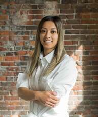 Book an Appointment with Linda Truong for Physiotherapy