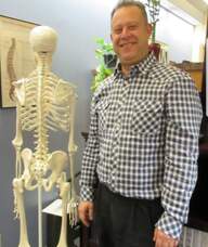 Book an Appointment with Dr. Lorne Papernick for Chiropractic
