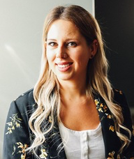 Book an Appointment with Ashley Chisholm for Acupuncture