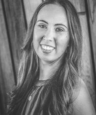 Book an Appointment with Lindsay Middaugh for Counselling