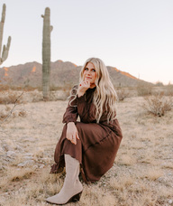 Book an Appointment with Lindsay Irwin NHPC25945 RMT for Massage Therapy