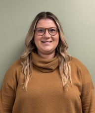 Book an Appointment with Julia Zuckernick for Consultation