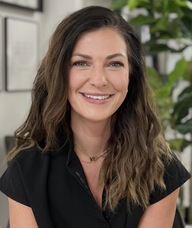 Book an Appointment with Robyn Berube for Consultations