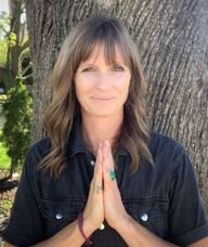Book an Appointment with Stef Bourke for Alignment & Meditation Coaching