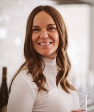 Book an Appointment with Allison Hennessey for Osteopathy